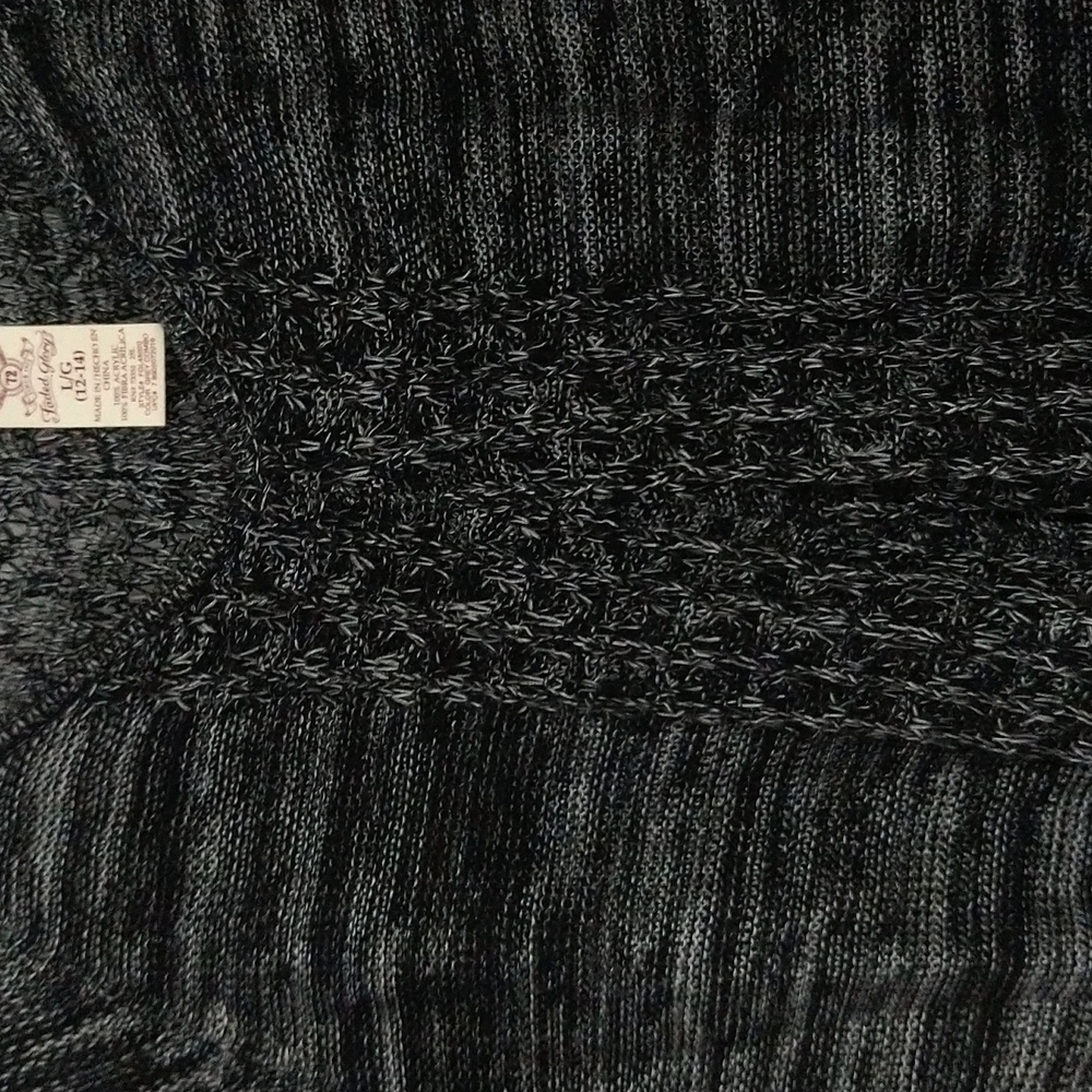 Sweater - Picture 2 of 4